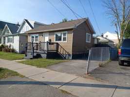 featured image of 2738 Pierce Ave