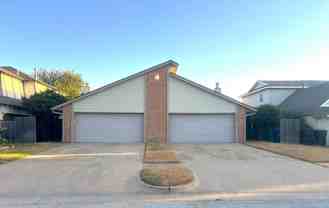 2411 Sw 90th St - Photo 1 of 1