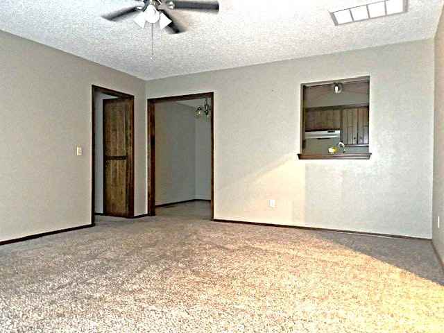 2411 Sw 90th St - Photo 3 of 20