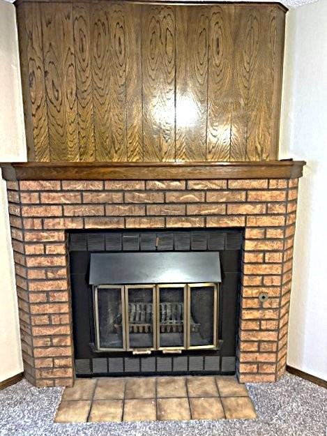 2411 Sw 90th St - Photo 4 of 20