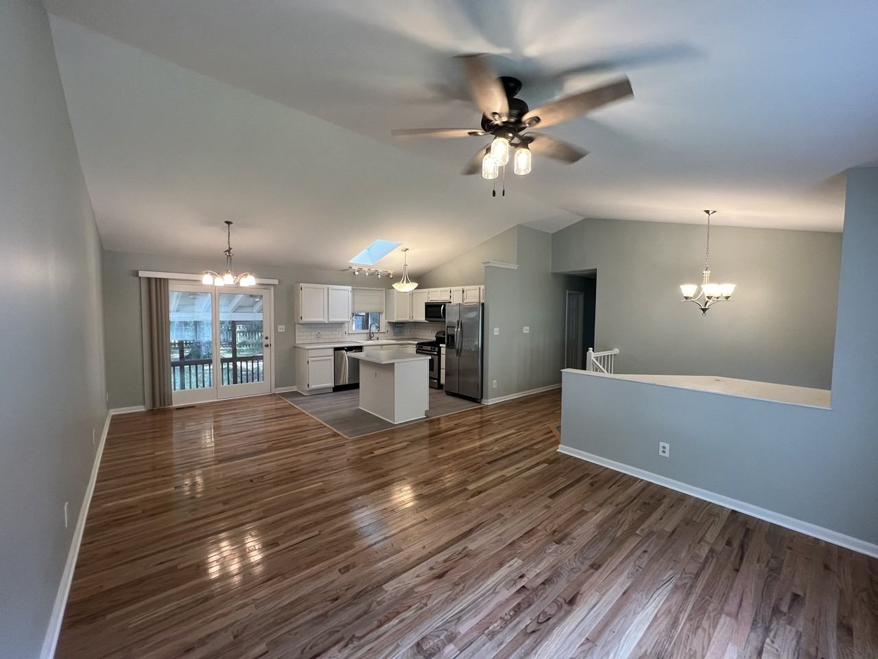 6215 Forest Grove Dr - Photo 2 of 18