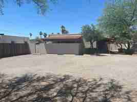 featured image of 3409 E Bellevue St