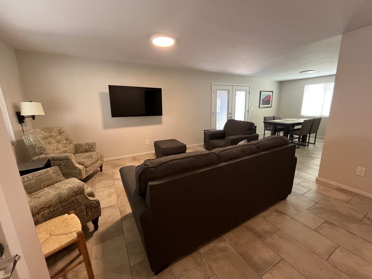 3409 E Bellevue St - Photo 4 of 20