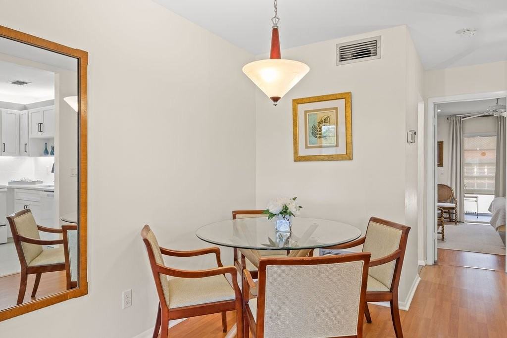110 Spring Lake Ct - Photo 7 of 20