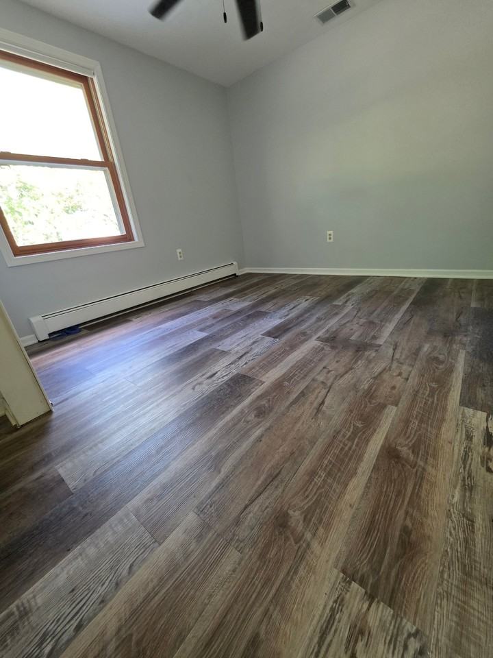 375 Hauxwell Dr - Photo 5 of 19