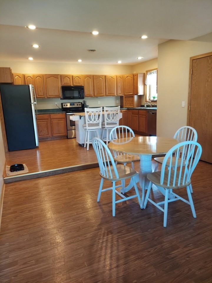 214 Jones Dr - Photo 4 of 8