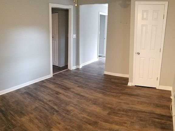 2522 Pitts Dr - Photo 4 of 15