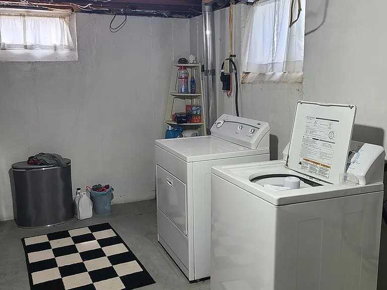 203 N 15th St - Photo 4 of 13