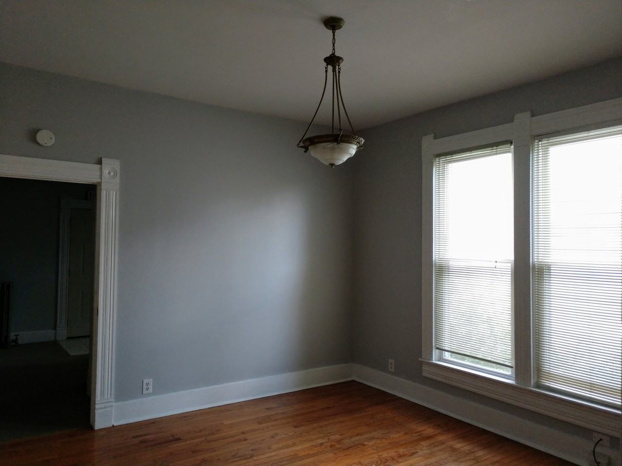 1111 W North St - Photo 4 of 7