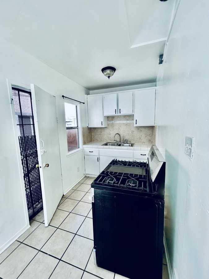 5427 1/2 Dairy Ave #5427 - Photo 4 of 8
