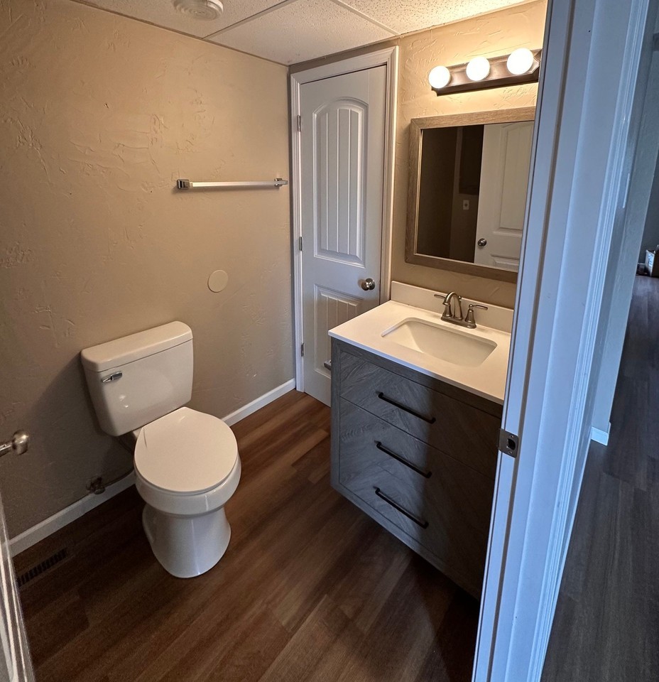 616 Holly St #A - Photo 4 of 12