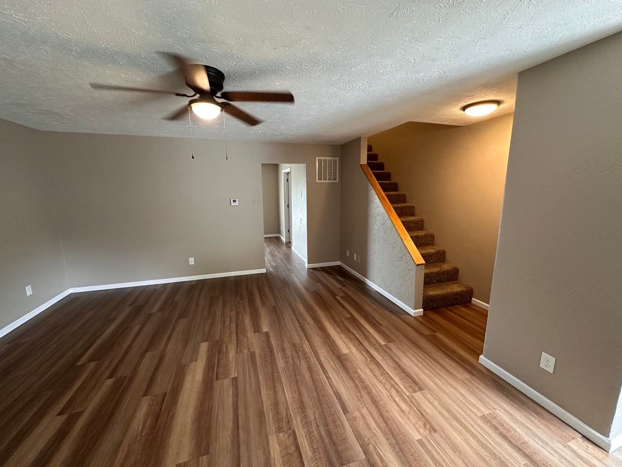 616 Holly St #A - Photo 6 of 12