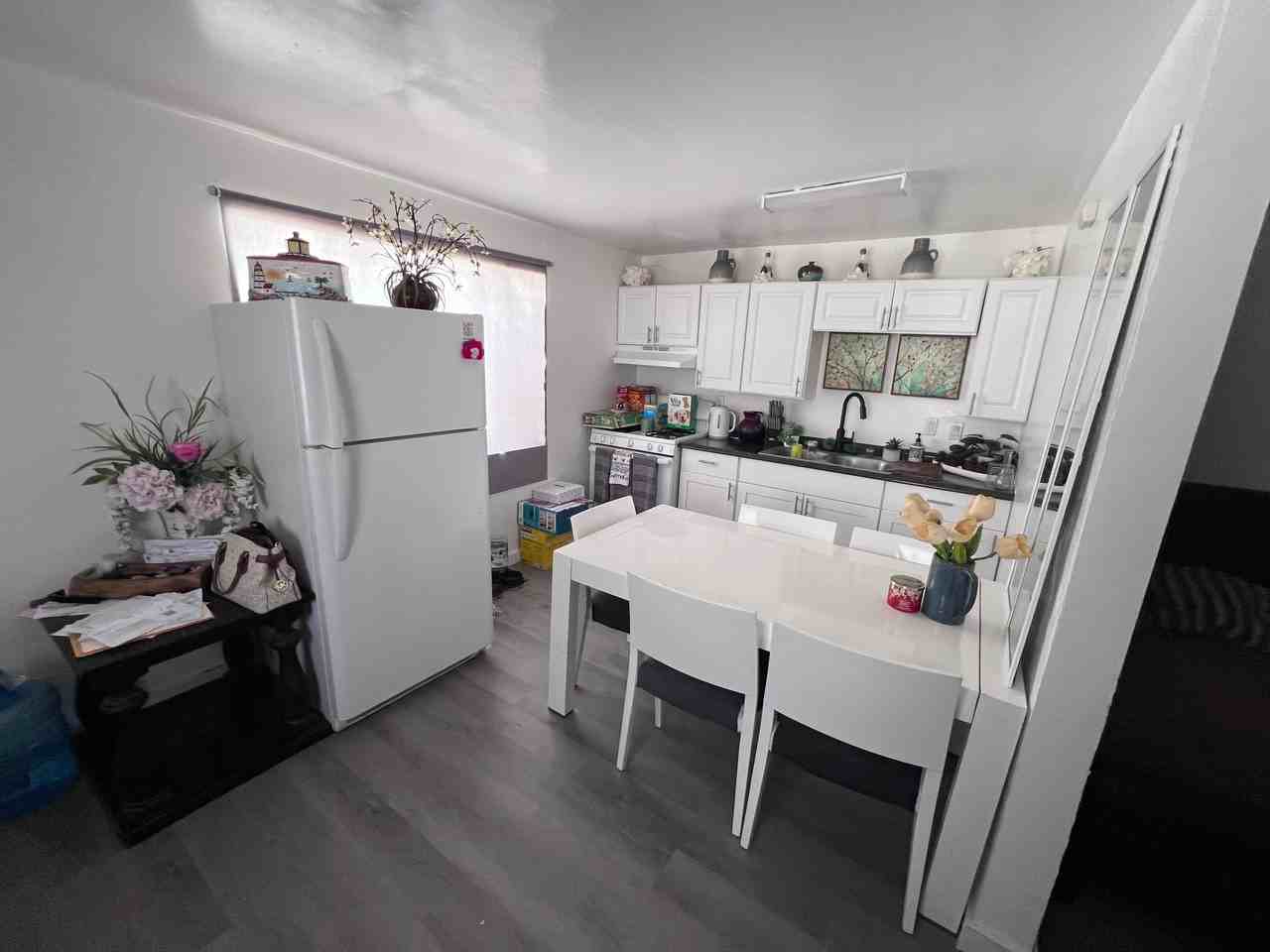 317 N 10th St #B - Photo 7 of 16