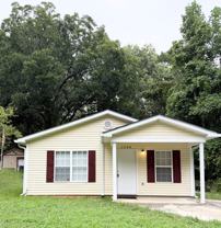 1208 W Walnut Ave - Photo 1 of 1