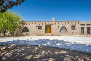 featured image of 1032 Carver Rd