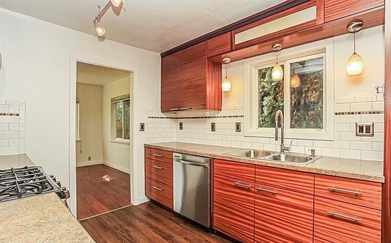6462 S G St #1 - Photo 3 of 12