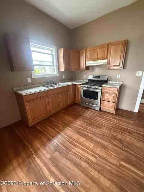 20 Grove St - Photo 5 of 5