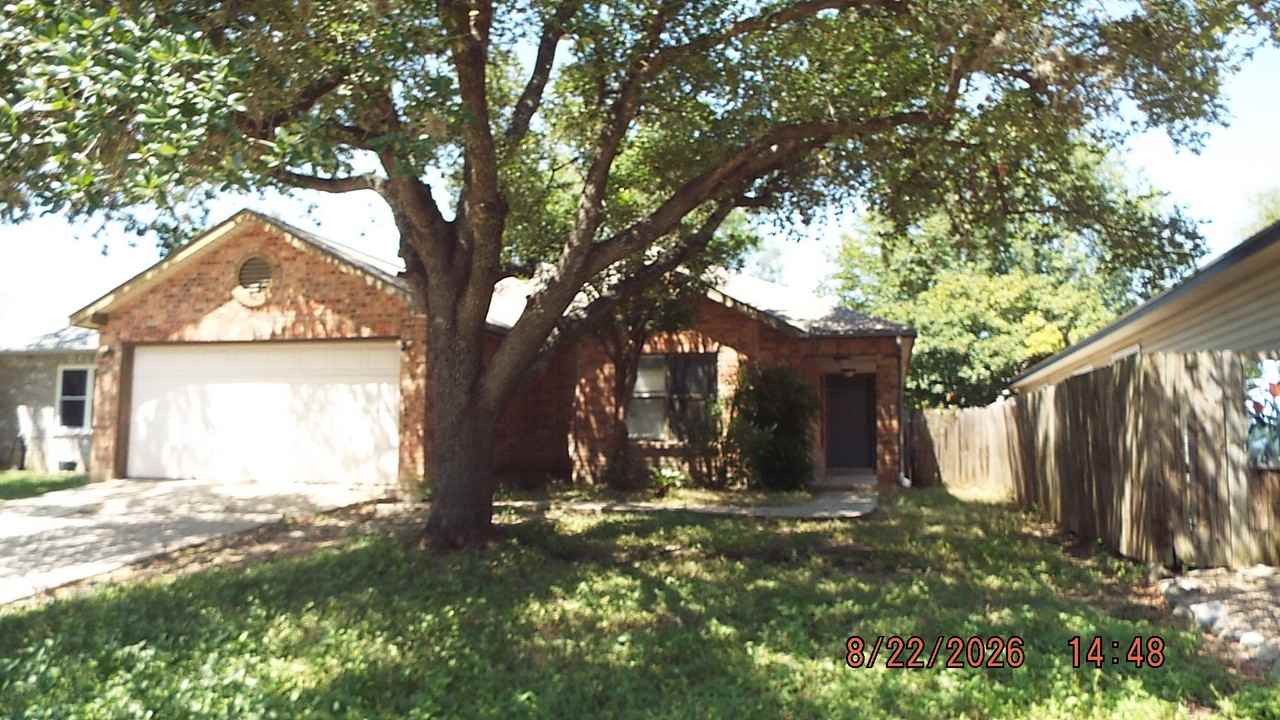 8311 Border Pass Dr - Photo 3 of 7