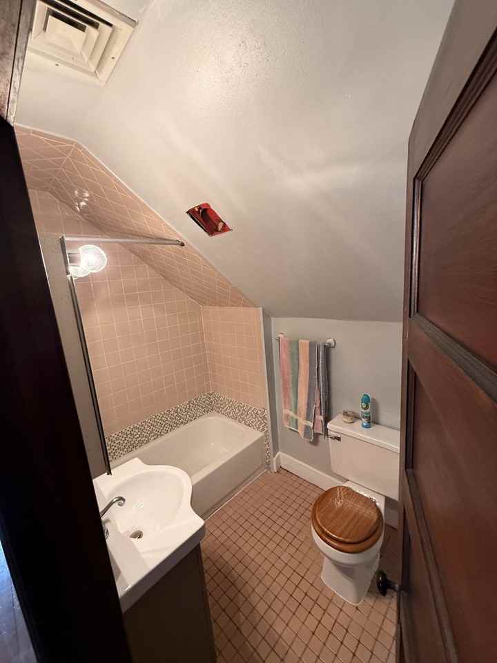24 Emmett St #4 - Photo 5 of 7