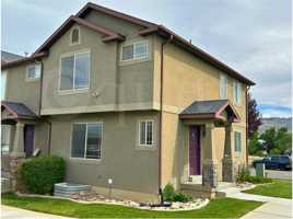 featured image of 8045 N Plum Creek Dr #4