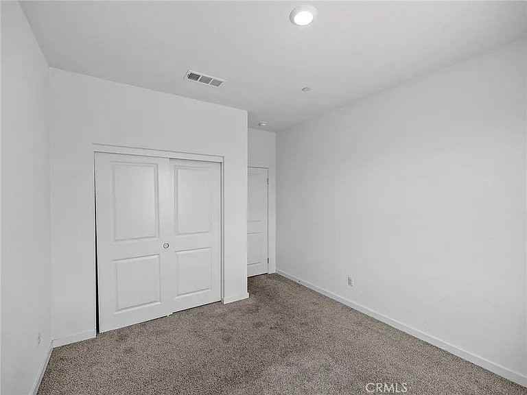 11155 Fargo Ct - Photo 4 of 8