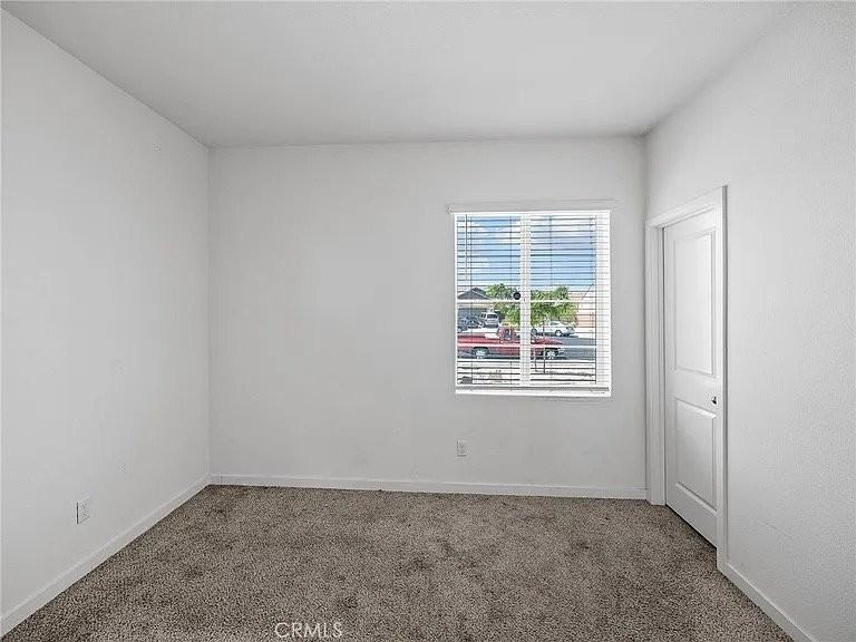 11155 Fargo Ct - Photo 7 of 8