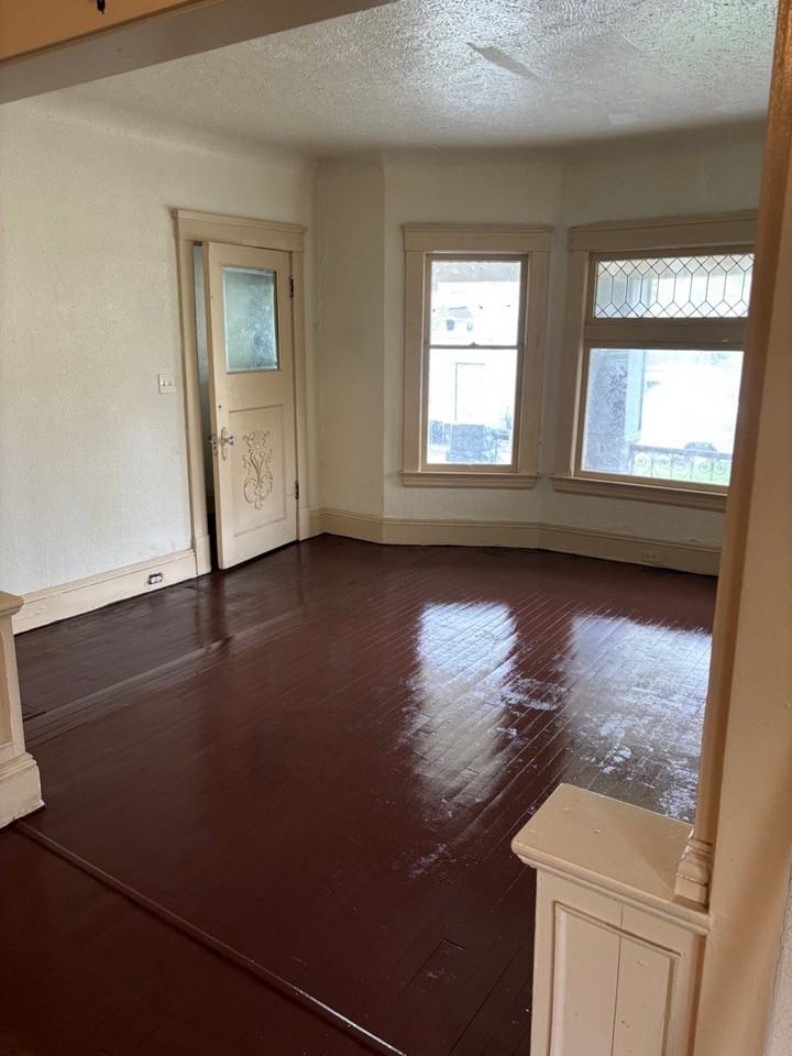 10320 Adams Ave #DOWN - Photo 2 of 8