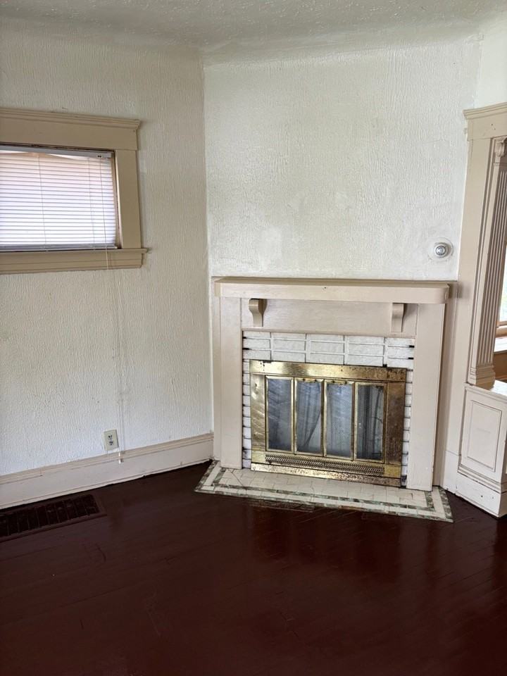 10320 Adams Ave #DOWN - Photo 3 of 8