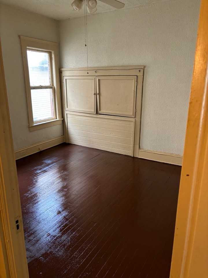 10320 Adams Ave #DOWN - Photo 4 of 8