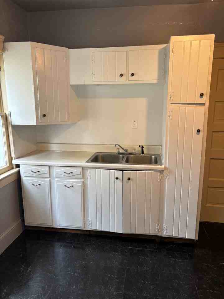 10320 Adams Ave #DOWN - Photo 5 of 8