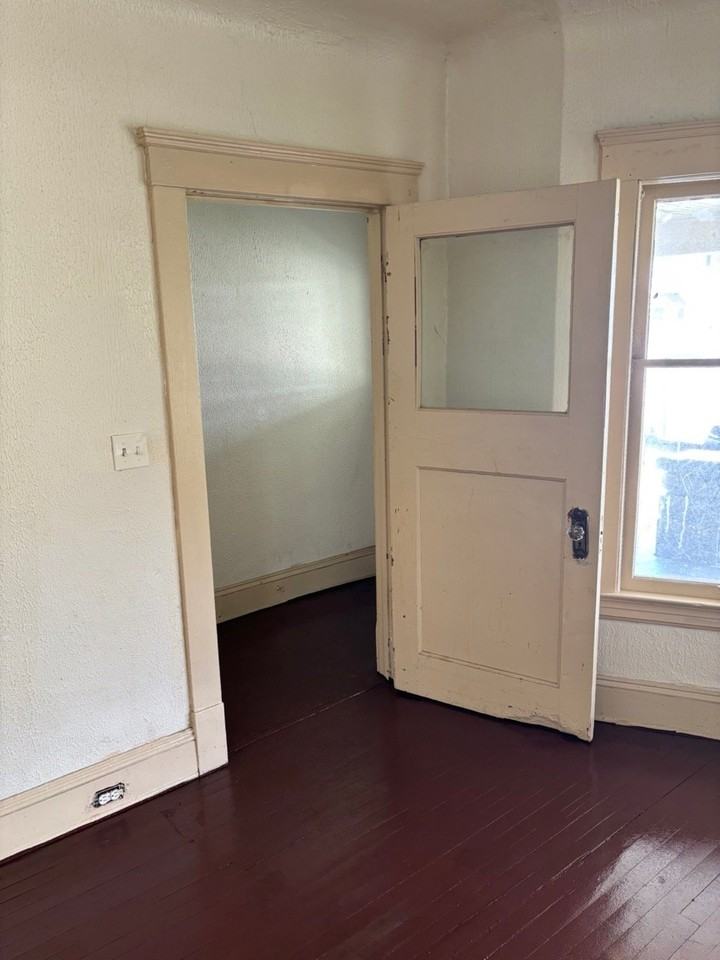 10320 Adams Ave #DOWN - Photo 6 of 8