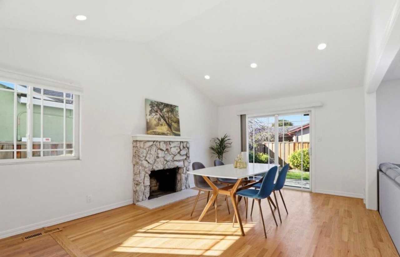 339 El Portal Way - Photo 5 of 10
