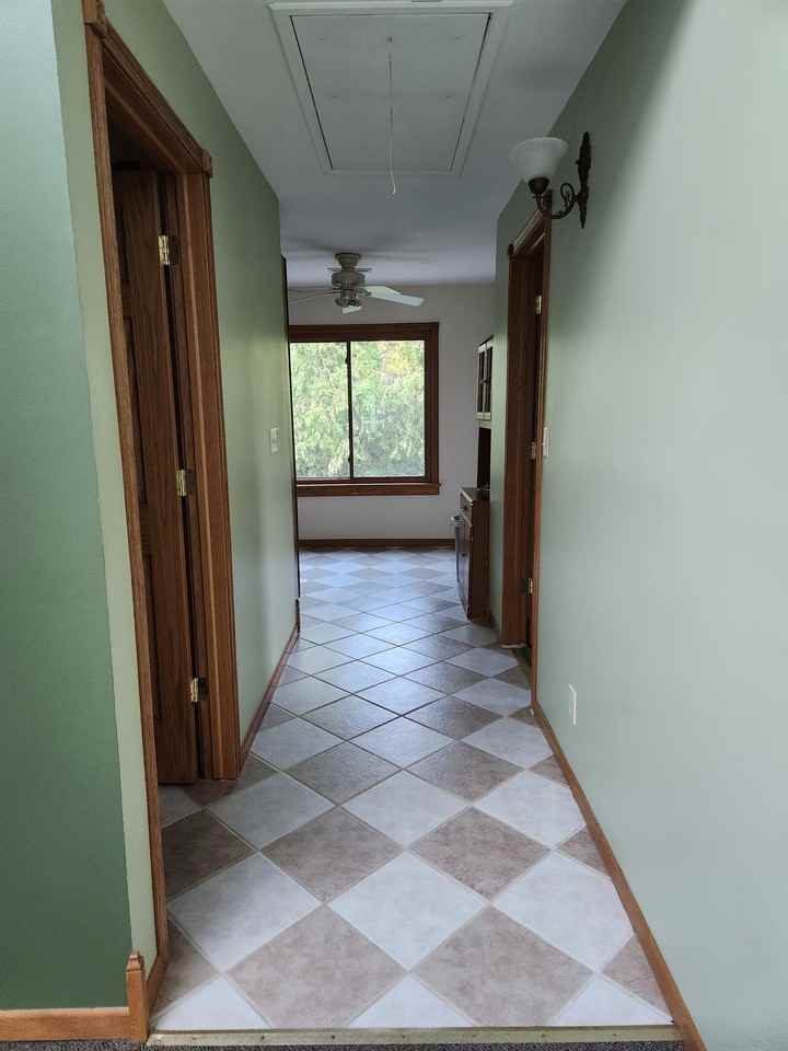 810 7th St - Photo 3 of 20