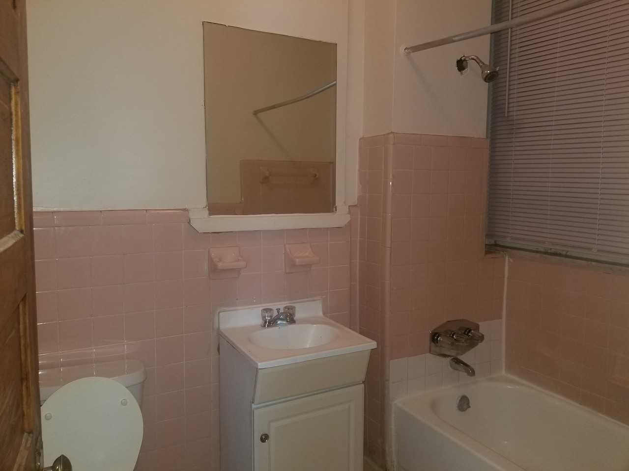 4529 Commonwealth St #2 - Photo 6 of 7