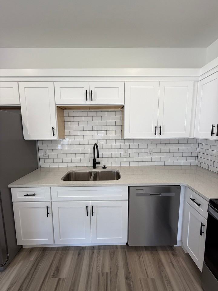 60 Beverly Hills Dr - Photo 5 of 40
