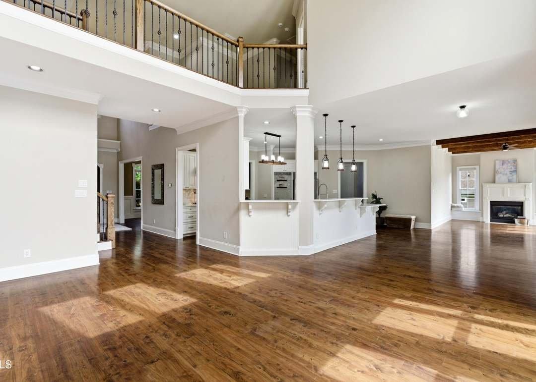 2515 Village Manor Way - Photo 4 of 18