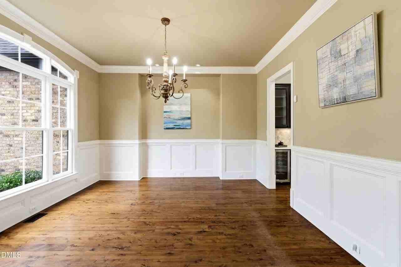 2515 Village Manor Way - Photo 6 of 18