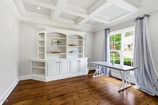 2515 Village Manor Way - Photo 7 of 18