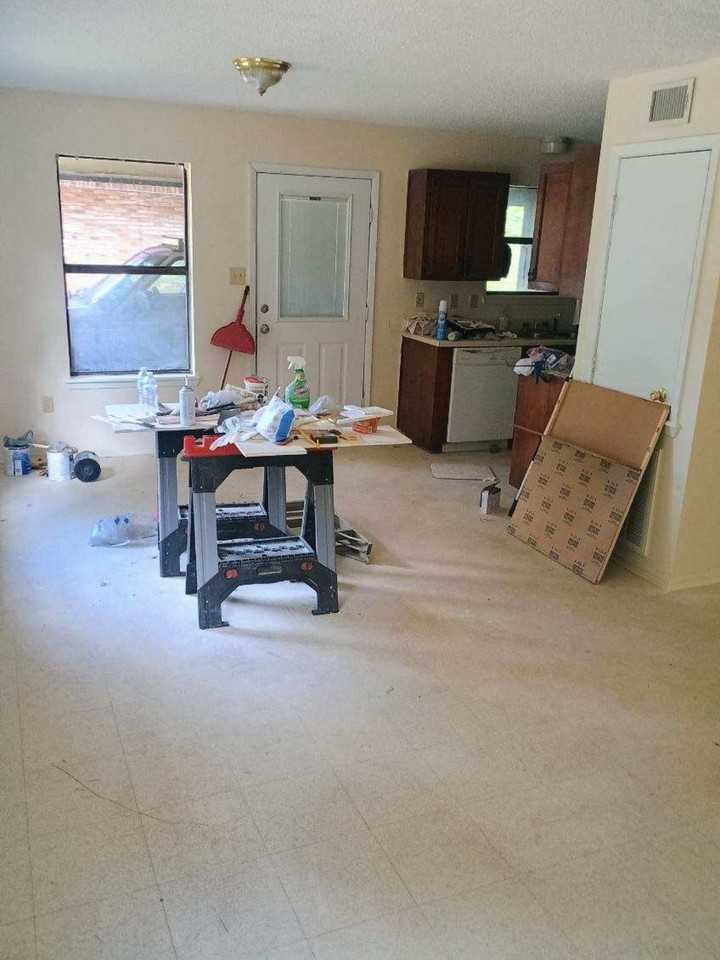 805 Harrison St - Photo 2 of 3