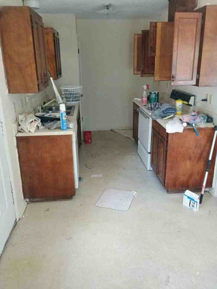 805 Harrison St - Photo 3 of 3