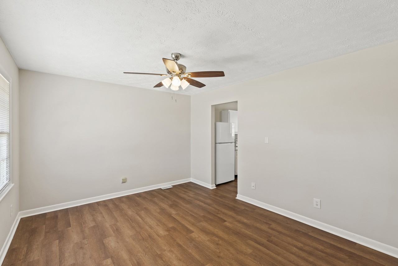 1222 Trent Blvd #1 - Photo 3 of 18