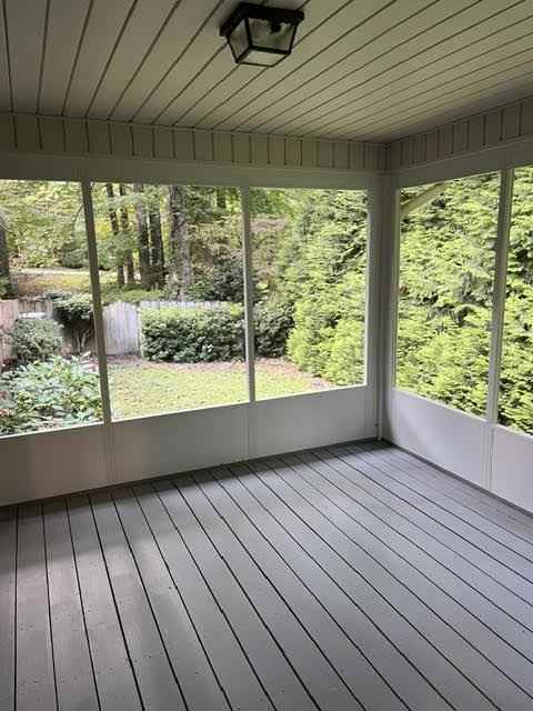 202 Thomas Rd - Photo 2 of 19