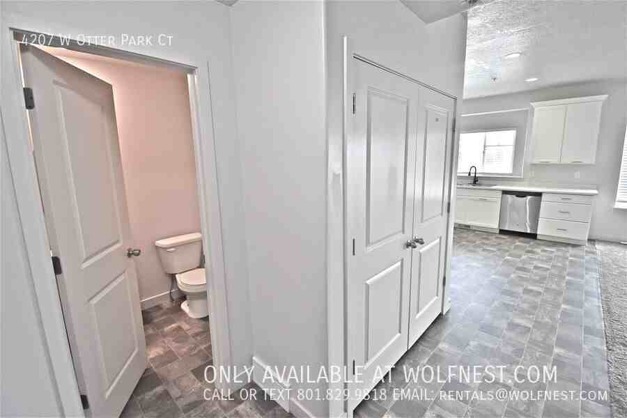 4207 W Otter Park Ct - Photo 4 of 36