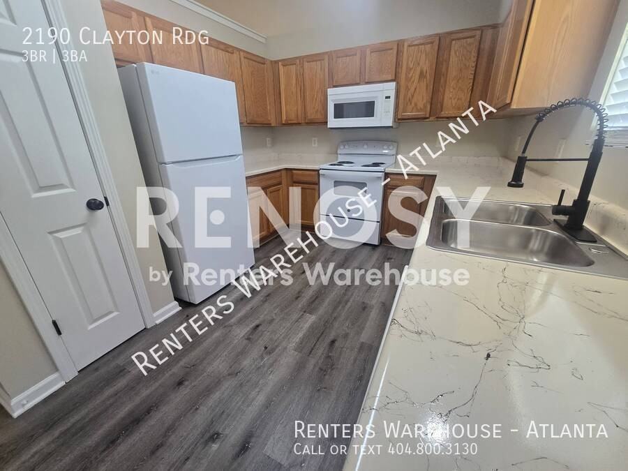 2190 Clayton Rdg - Photo 4 of 32