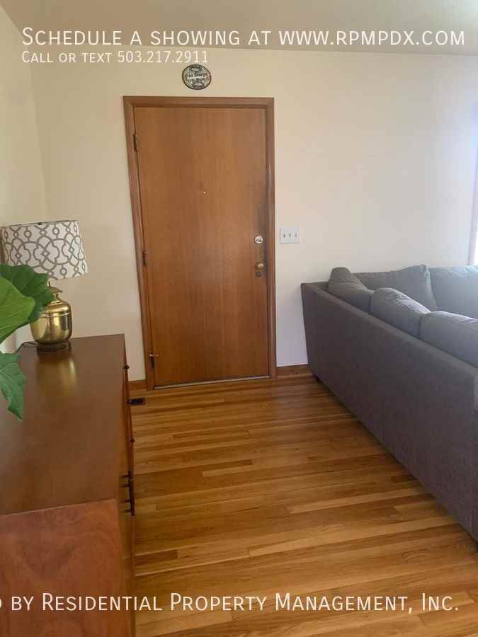9908 Se Lincoln St - Photo 3 of 40