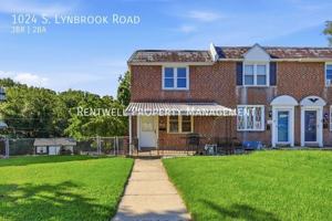 featured image of 1024 S Lynbrook Rd