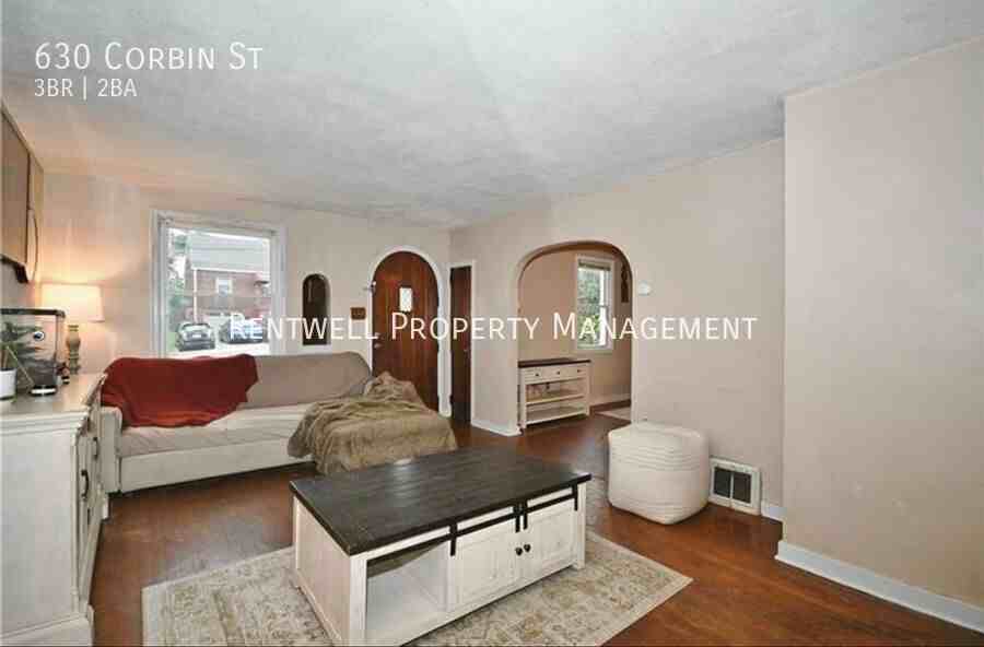 630 Corbin St - Photo 3 of 31