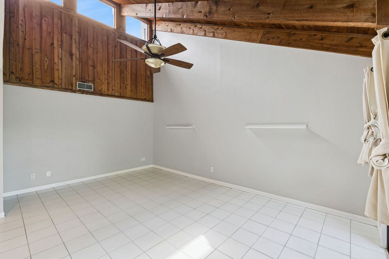 5339 Indian Creek Dr - Photo 4 of 17