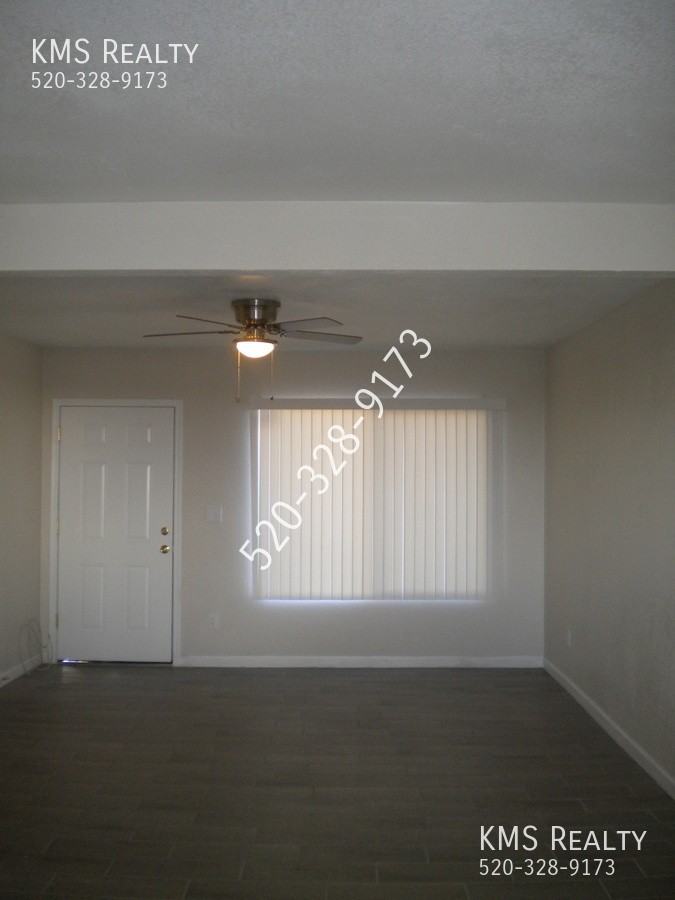3636 S Marvin Pl - Photo 6 of 28