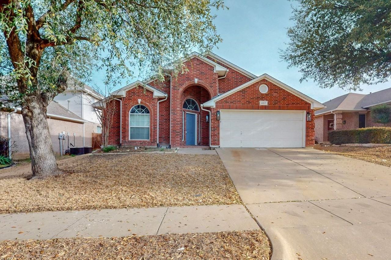 4817 Valley Springs Trl - Photo 6 of 43
